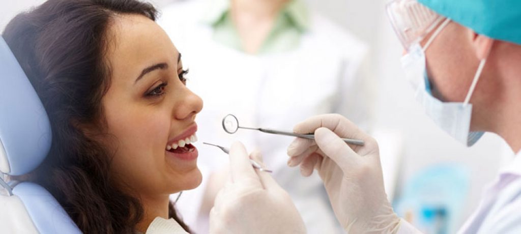 5 Problems That NEED Chipped Tooth Repair