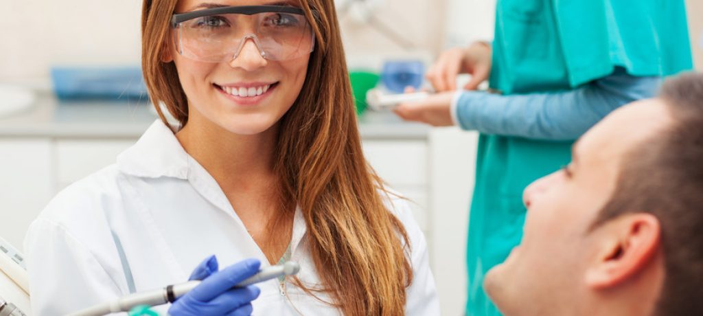 Top 5 Things Dental Hygienists Do To Save Your Teeth