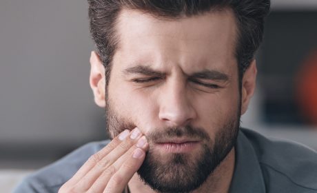 Why You Shouldn’t Ignore These Tooth Infection Symptoms