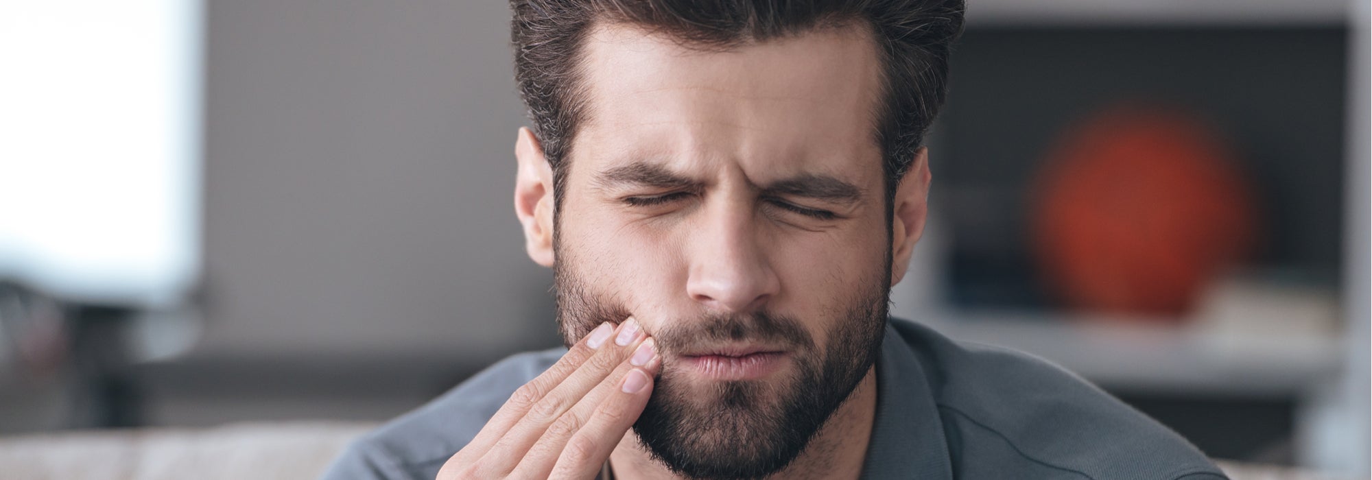 Why You Shouldn’t Ignore These Tooth Infection Symptoms