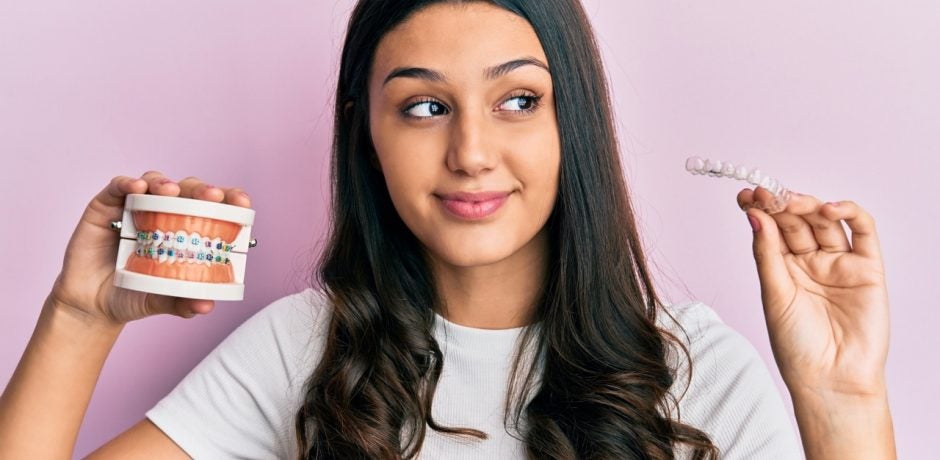 Invisalign<sup>Ⓡ</sup> vs. Braces: Making the Best Choice for Your Smile
